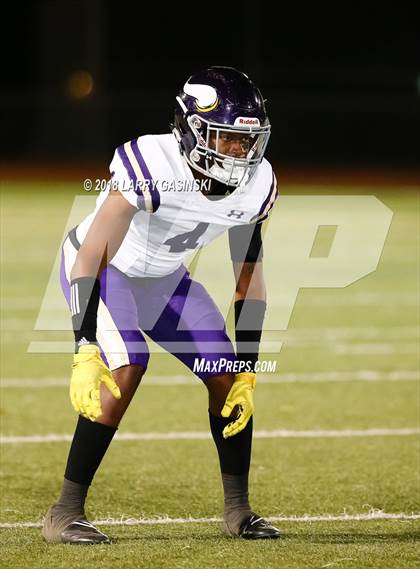 Thumbnail 2 in Valencia vs. Golden Valley photogallery.