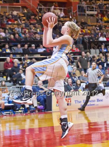 Thumbnail 2 in Redwood vs Monache (CIF CS D2 Final) photogallery.
