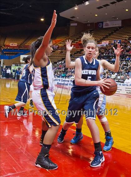 Thumbnail 3 in Redwood vs Monache (CIF CS D2 Final) photogallery.