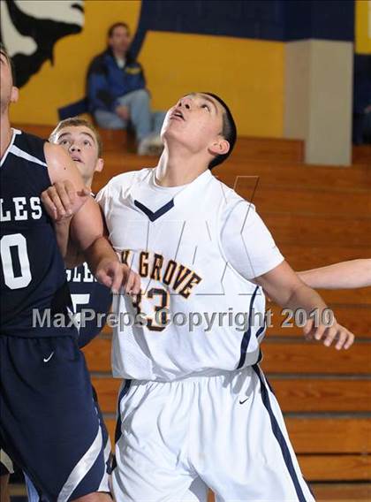 Thumbnail 1 in Vista del Lago vs. Elk Grove (Trojan Toss-Up) photogallery.