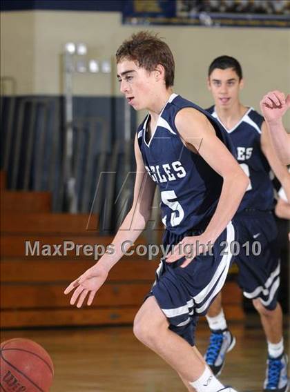 Thumbnail 3 in Vista del Lago vs. Elk Grove (Trojan Toss-Up) photogallery.