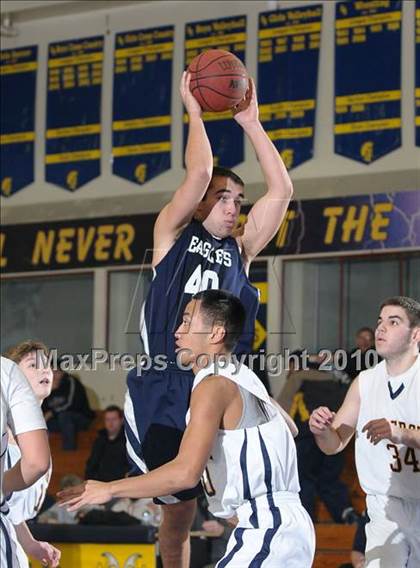 Thumbnail 3 in Vista del Lago vs. Elk Grove (Trojan Toss-Up) photogallery.