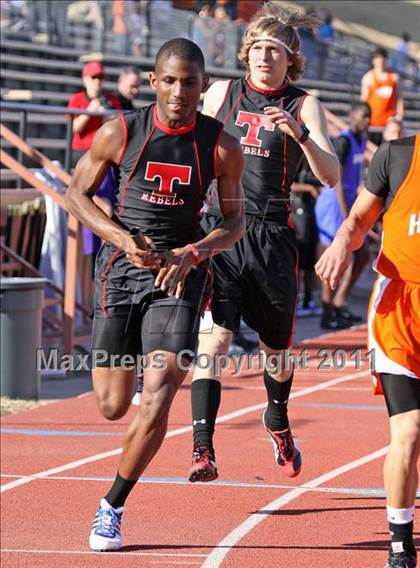Thumbnail 1 in 2011 Amarillo Track & Field City Championships photogallery.