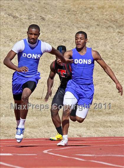 Thumbnail 2 in 2011 Amarillo Track & Field City Championships photogallery.