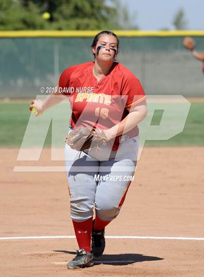Thumbnail 3 in Quartz Hill vs. Paraclete photogallery.