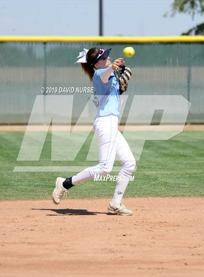 Thumbnail 2 in Quartz Hill vs. Paraclete photogallery.