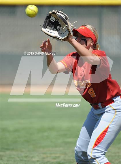 Thumbnail 3 in Quartz Hill vs. Paraclete photogallery.