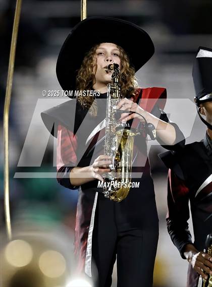 Thumbnail 2 in Myers Park @ South Mecklenburg (Pregame and Halftime) photogallery.