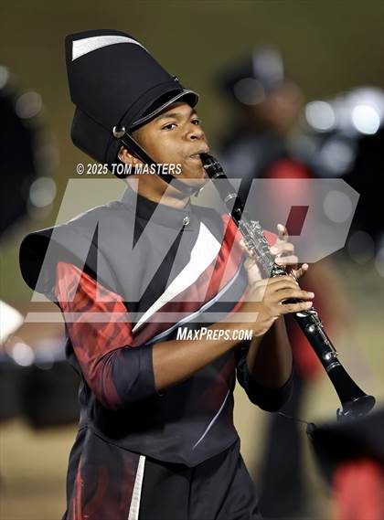 Thumbnail 1 in Myers Park @ South Mecklenburg (Pregame and Halftime) photogallery.