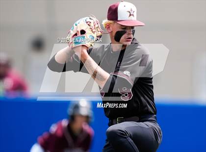 Thumbnail 1 in Windsor vs. Cheyenne Mountain (CHSAA 4A 4th Round Consolation) photogallery.