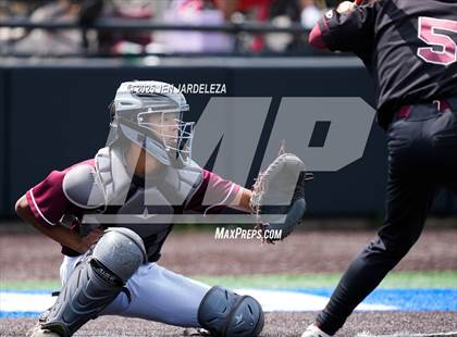 Thumbnail 1 in Windsor vs. Cheyenne Mountain (CHSAA 4A 4th Round Consolation) photogallery.