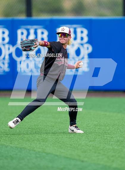 Thumbnail 3 in Windsor vs. Cheyenne Mountain (CHSAA 4A 4th Round Consolation) photogallery.