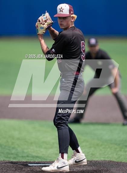 Thumbnail 1 in Windsor vs. Cheyenne Mountain (CHSAA 4A 4th Round Consolation) photogallery.