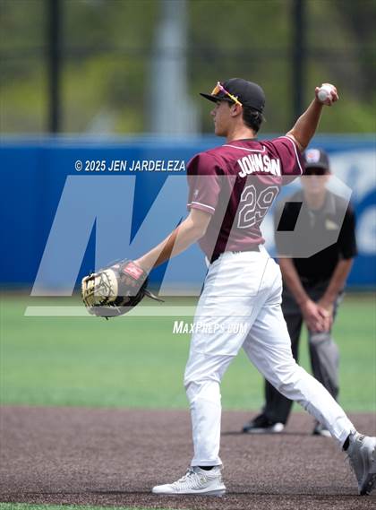 Thumbnail 1 in Windsor vs. Cheyenne Mountain (CHSAA 4A 4th Round Consolation) photogallery.
