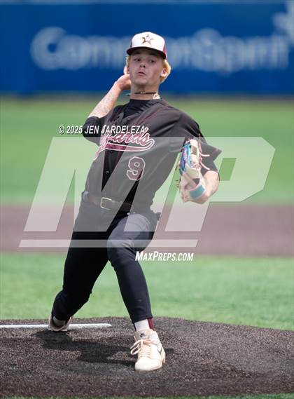 Thumbnail 1 in Windsor vs. Cheyenne Mountain (CHSAA 4A 4th Round Consolation) photogallery.