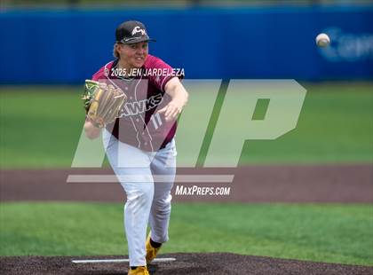 Thumbnail 2 in Windsor vs. Cheyenne Mountain (CHSAA 4A 4th Round Consolation) photogallery.