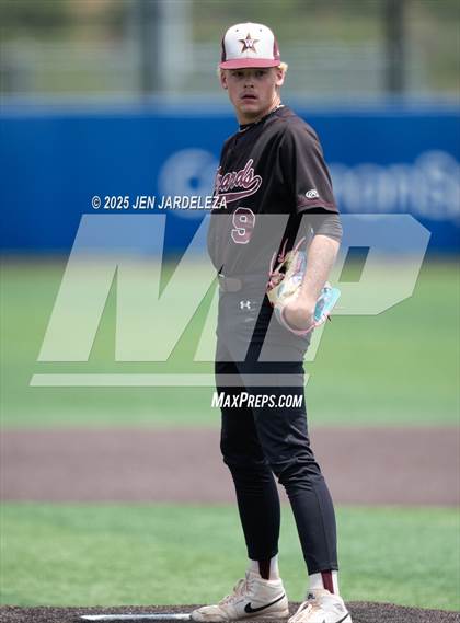 Thumbnail 2 in Windsor vs. Cheyenne Mountain (CHSAA 4A 4th Round Consolation) photogallery.