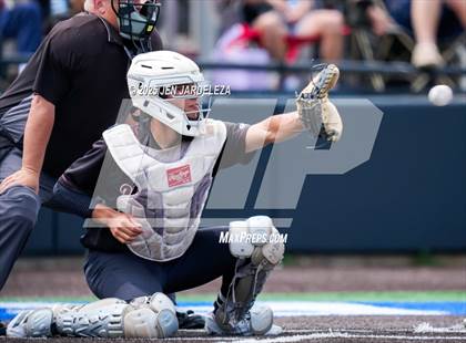 Thumbnail 3 in Windsor vs. Cheyenne Mountain (CHSAA 4A 4th Round Consolation) photogallery.