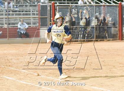 Thumbnail 2 in Desert Vista vs. Pinnacle (AIA D1 Semifinal) photogallery.