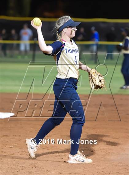 Thumbnail 3 in Desert Vista vs. Pinnacle (AIA D1 Semifinal) photogallery.