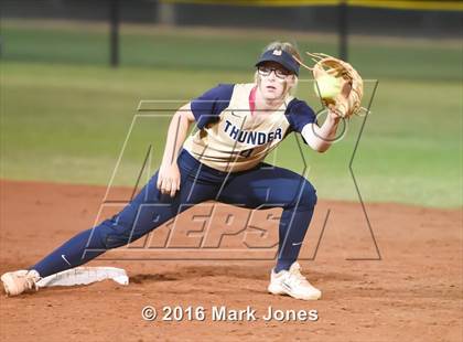 Thumbnail 2 in Desert Vista vs. Pinnacle (AIA D1 Semifinal) photogallery.