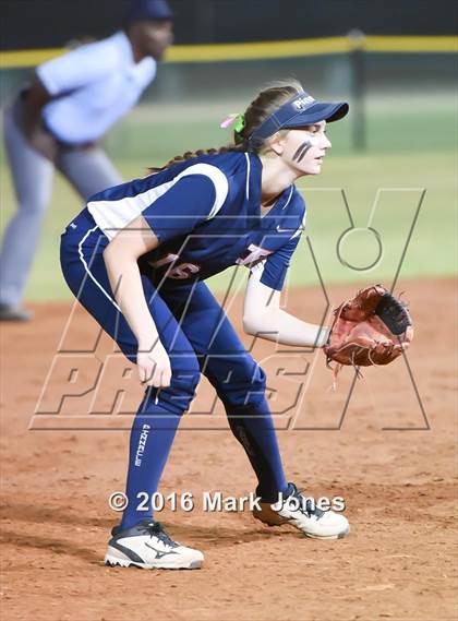 Thumbnail 3 in Desert Vista vs. Pinnacle (AIA D1 Semifinal) photogallery.