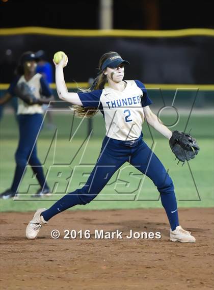 Thumbnail 2 in Desert Vista vs. Pinnacle (AIA D1 Semifinal) photogallery.