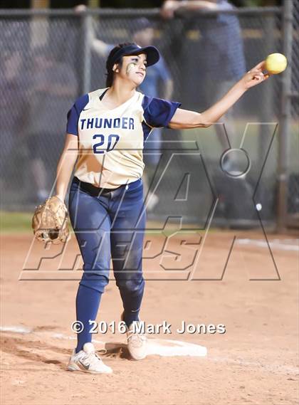 Thumbnail 1 in Desert Vista vs. Pinnacle (AIA D1 Semifinal) photogallery.