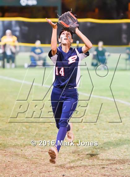 Thumbnail 3 in Desert Vista vs. Pinnacle (AIA D1 Semifinal) photogallery.