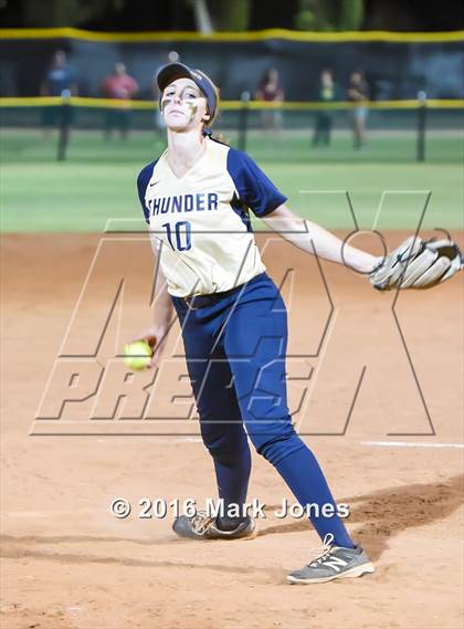 Thumbnail 3 in Desert Vista vs. Pinnacle (AIA D1 Semifinal) photogallery.