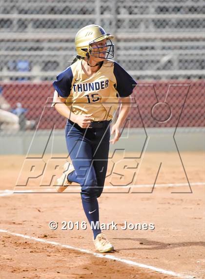 Thumbnail 3 in Desert Vista vs. Pinnacle (AIA D1 Semifinal) photogallery.
