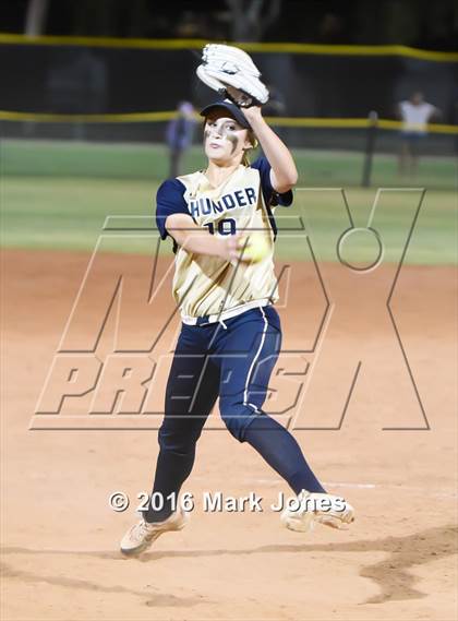 Thumbnail 3 in Desert Vista vs. Pinnacle (AIA D1 Semifinal) photogallery.