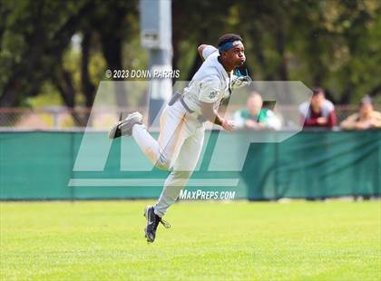 Thumbnail 1 in Notre Dame (SO) @ Bonita (CIF SS DIV 1 Playoffs) photogallery.