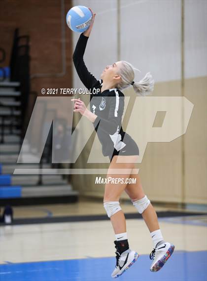 Thumbnail 3 in Copper Hills @ West Jordan photogallery.