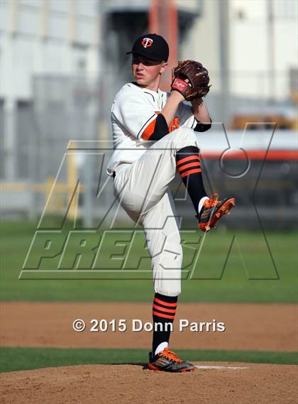 Thumbnail 3 in Don Lugo @ Chaffey photogallery.