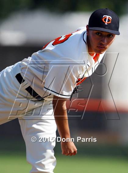 Thumbnail 1 in Don Lugo @ Chaffey photogallery.
