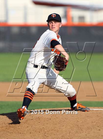 Thumbnail 1 in Don Lugo @ Chaffey photogallery.