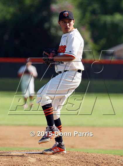 Thumbnail 3 in Don Lugo @ Chaffey photogallery.