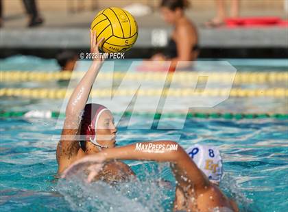 Thumbnail 3 in El Toro @ Esperanza photogallery.