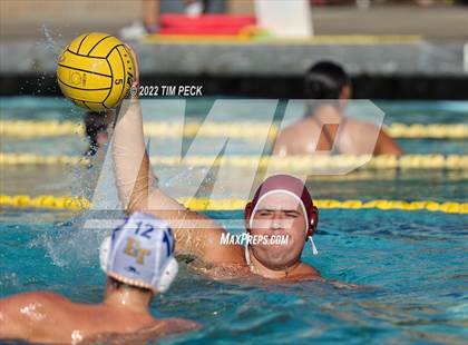 Thumbnail 3 in El Toro @ Esperanza photogallery.