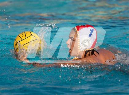 Thumbnail 3 in El Toro @ Esperanza photogallery.