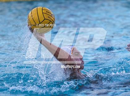Thumbnail 2 in El Toro @ Esperanza photogallery.