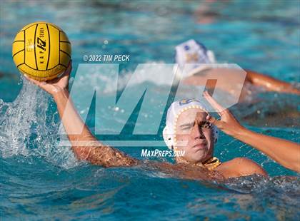 Thumbnail 3 in El Toro @ Esperanza photogallery.