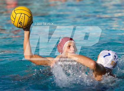 Thumbnail 2 in El Toro @ Esperanza photogallery.