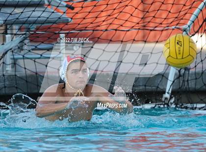 Thumbnail 2 in El Toro @ Esperanza photogallery.