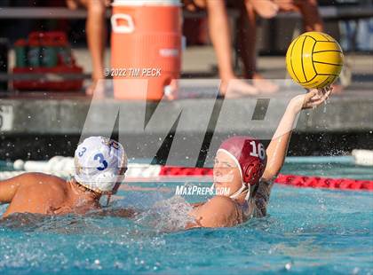 Thumbnail 3 in El Toro @ Esperanza photogallery.