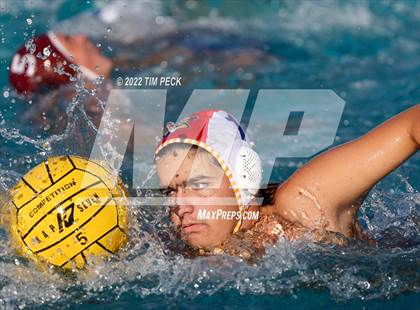 Thumbnail 2 in El Toro @ Esperanza photogallery.