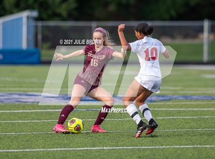 Thumbnail 1 in Indianapolis Cardinal Ritter vs. Brebeuf Jesuit Preparatory (IHSAA 2A Sectional Semi-final) photogallery.