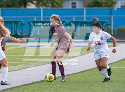 Thumbnail 1 in Indianapolis Cardinal Ritter vs. Brebeuf Jesuit Preparatory (IHSAA 2A Sectional Semi-final) photogallery.