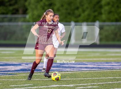 Thumbnail 2 in Indianapolis Cardinal Ritter vs. Brebeuf Jesuit Preparatory (IHSAA 2A Sectional Semi-final) photogallery.